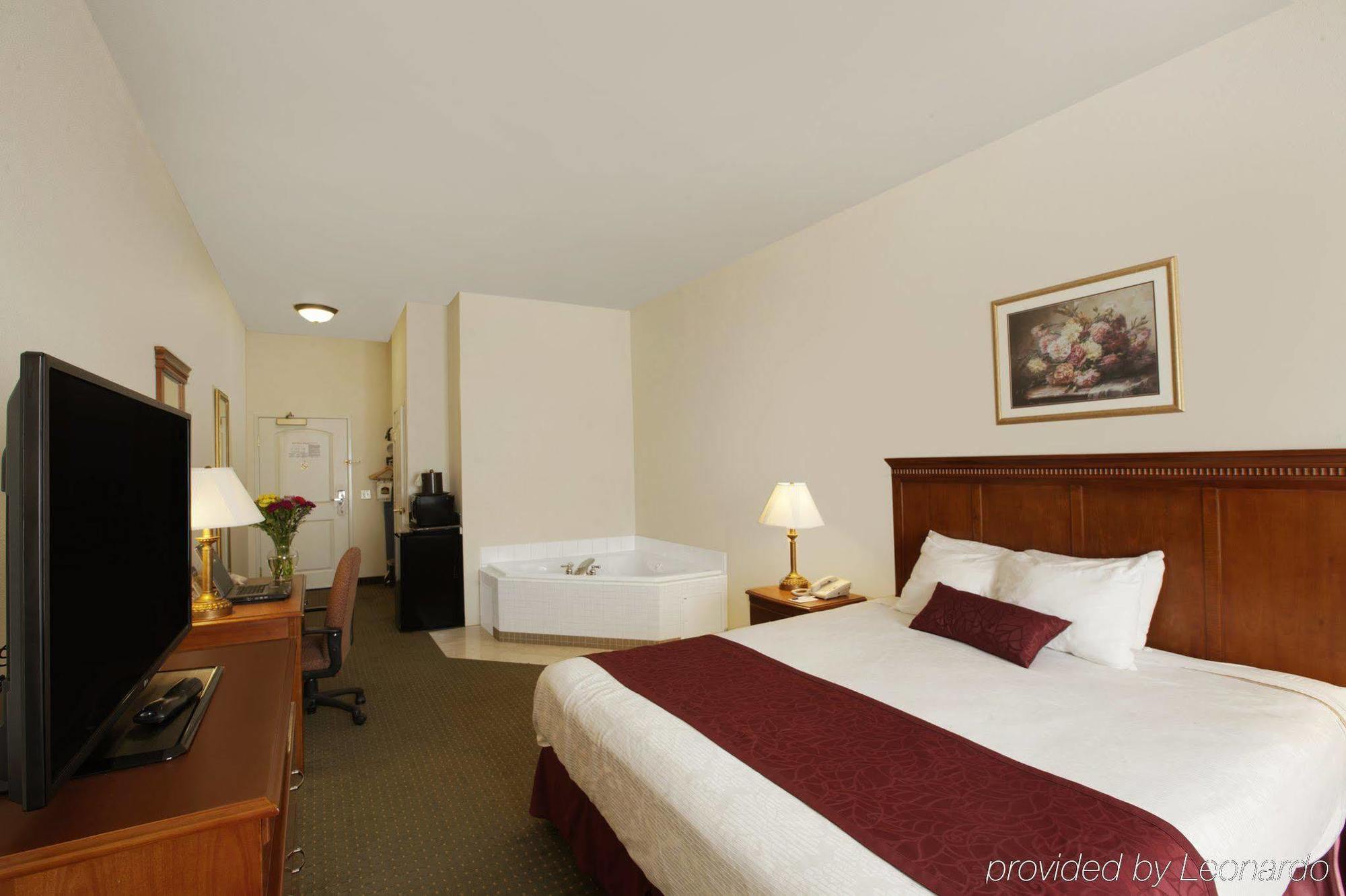 Best Western Plus Lake Elsinore Inn & Suites Kültér fotó