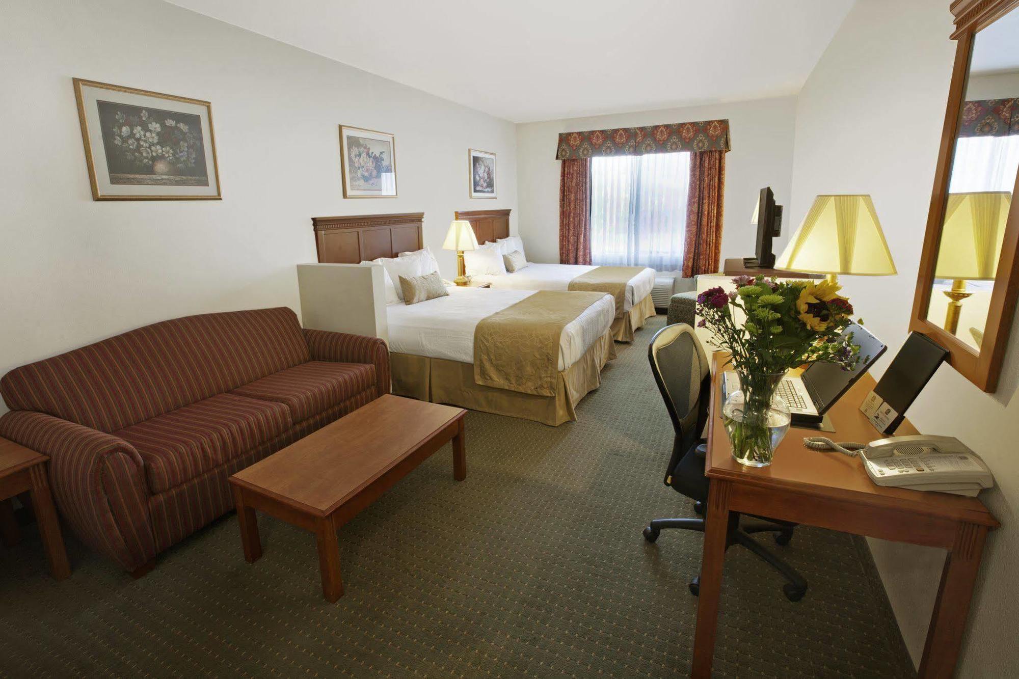 Best Western Plus Lake Elsinore Inn & Suites Kültér fotó