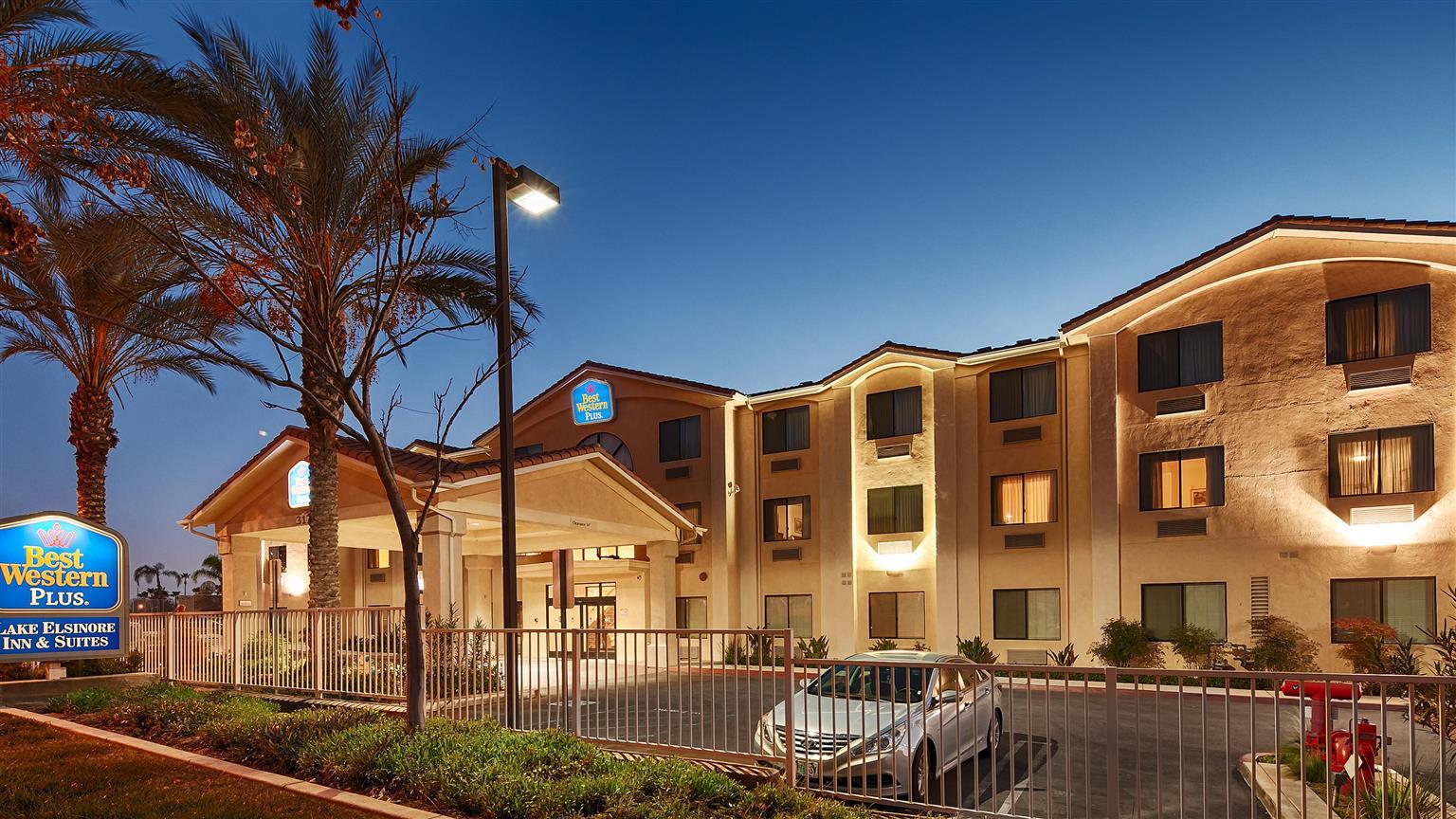 Best Western Plus Lake Elsinore Inn & Suites Kültér fotó