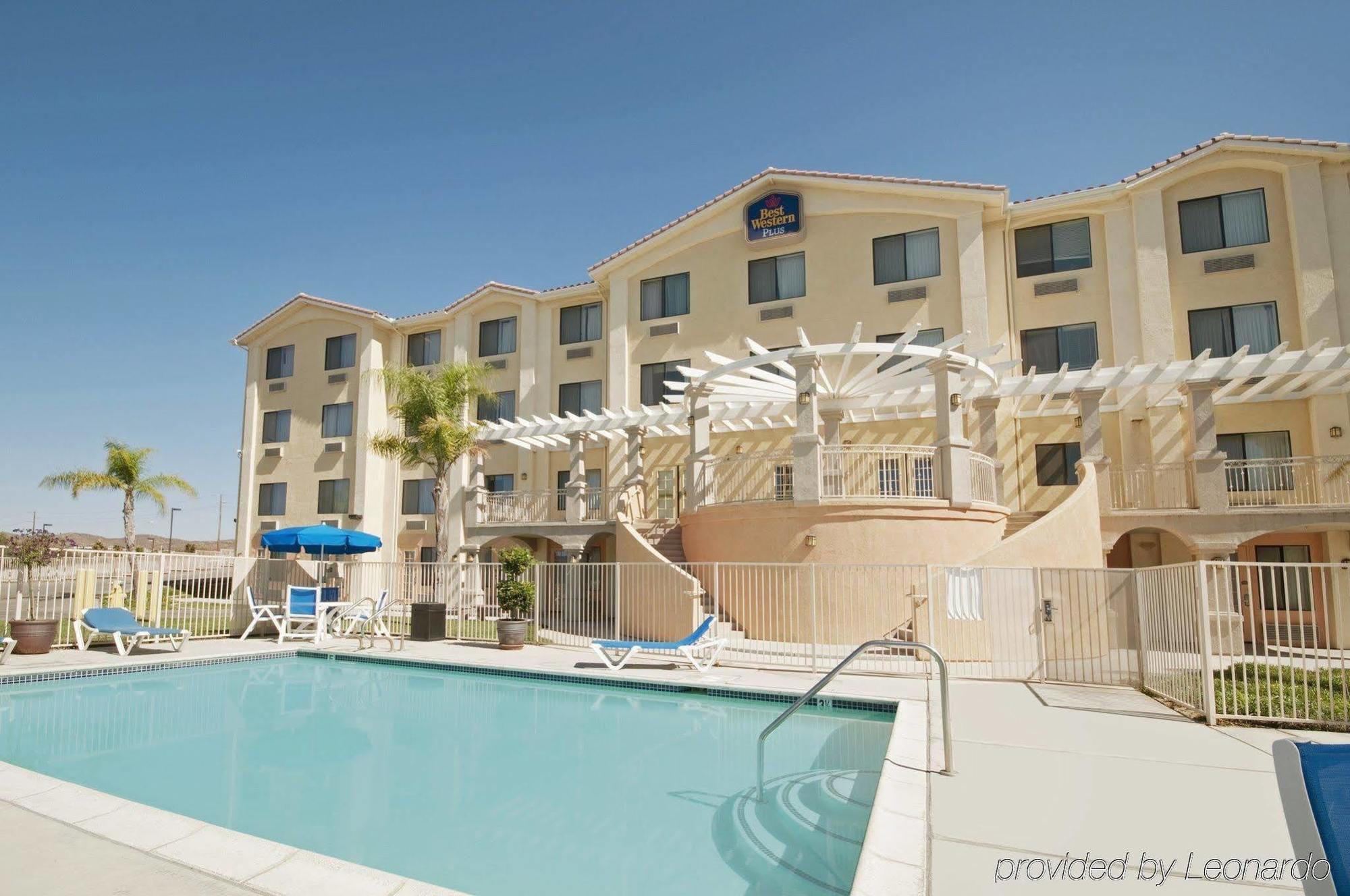 Best Western Plus Lake Elsinore Inn & Suites Kültér fotó